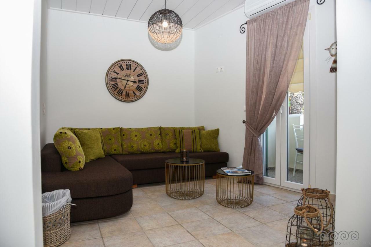 Porto Manolis Hotell Agios Ioannis  Exteriör bild